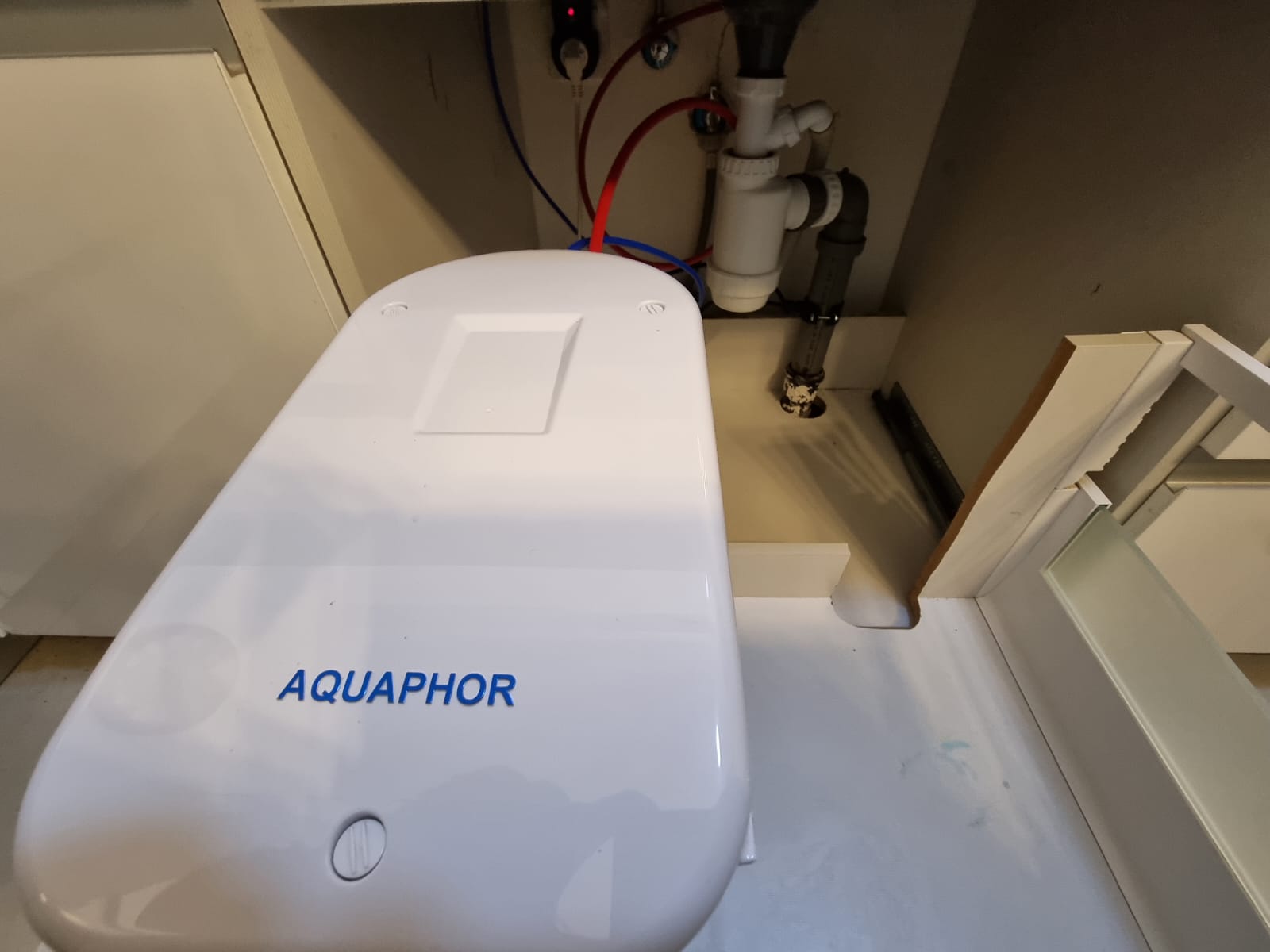 AQUAPHOR installation